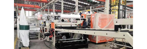 comprar Linha de Extrusão de Chapa de PC com Largura de 600-1220mm e Espessura de 0,125-3mm com Design de Parafuso Único para Materiais PC PMMA PET GPPS MS online manufacture