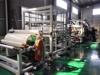 comprar Linha de extrusão de filme de tecido de automóvel de TPU transparente/colorido de parafuso único 500 kg/h online manufacture