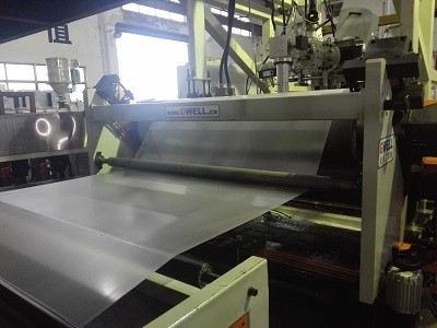 comprar Revestimento por película de TPU Linha de extrusão de película de tecido composto de parafuso único 500 kg/h online manufacture