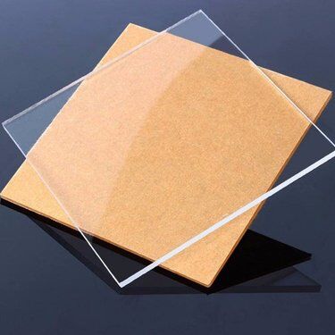 comprar Linha de extrusão de folhas PC/PMMA de alta transparência com largura 600-1220 mm e espessura 0,125-3 mm para aplicações ópticas online manufacture