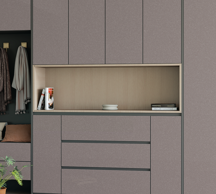 comprar Linha de extrusão de folhas decorativas PETG com capacidade de saída de 800 kg/h, faixa de espessura de 0,15-2 mm e estrutura de três camadas G-A-G online manufacture