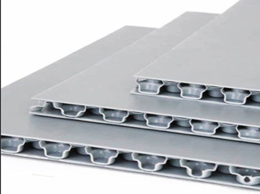 Linha de extrusão de placas de honeycomb de PP multipar/single usada para caixa de conversão de alta resistência